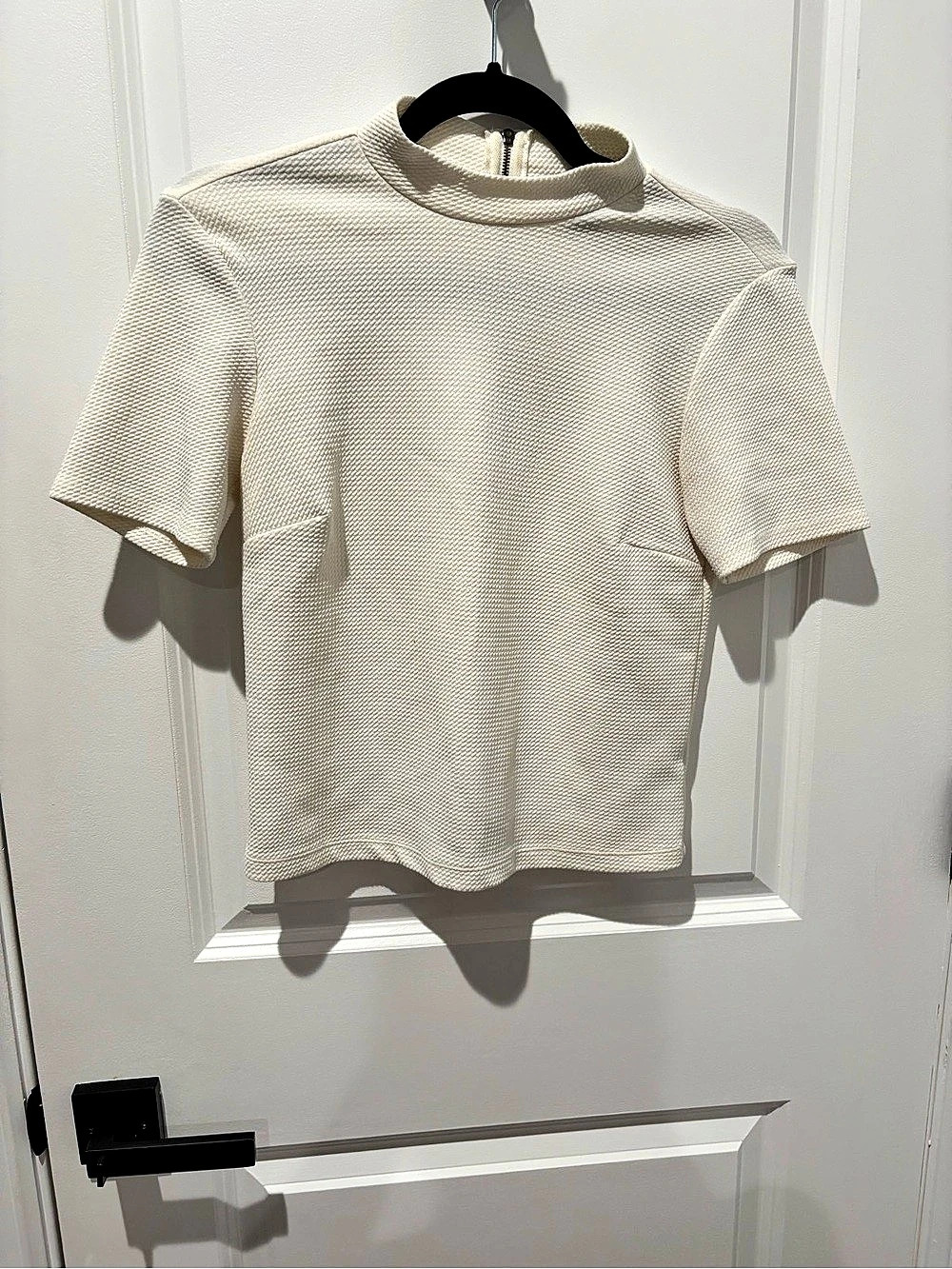 Forever 21 Textured Mock Neck Top in Cream Size Medium
